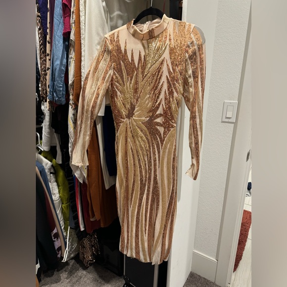 Sequin dress 👗 - Picture 2 of 4